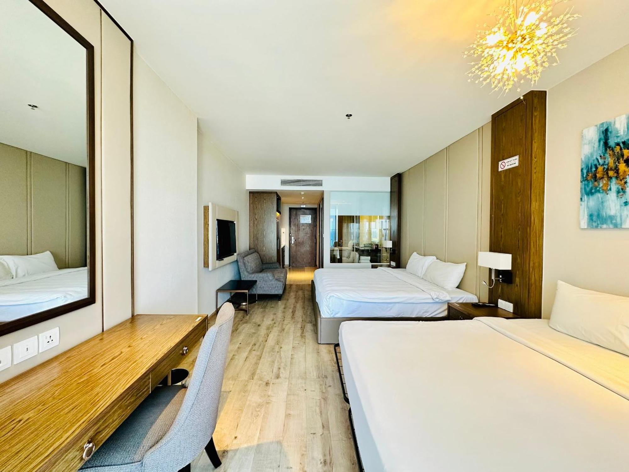 נה טראנג Jk.Boutique Oceanfront Panorama Residence מראה חיצוני תמונה