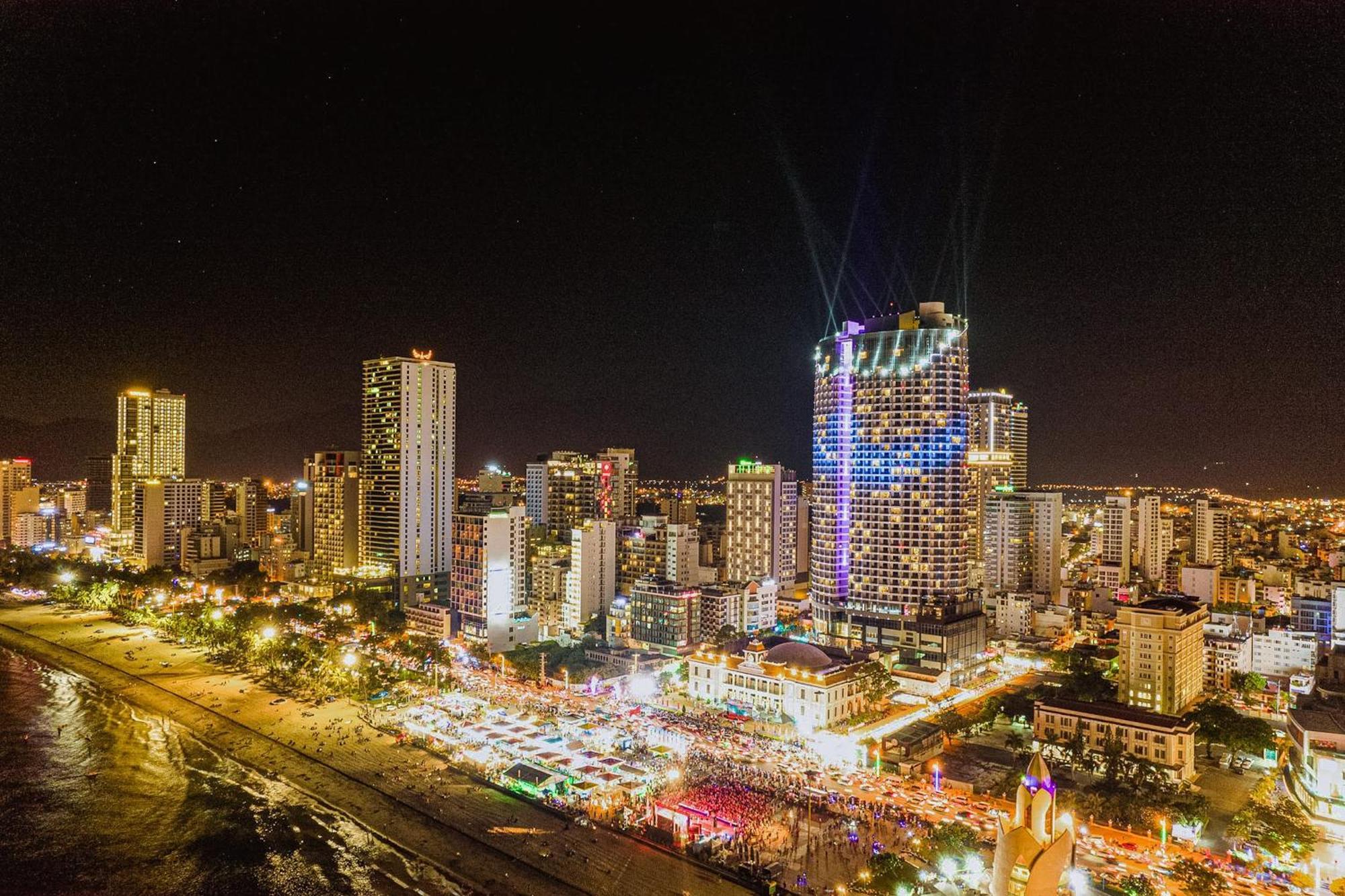 נה טראנג Jk.Boutique Oceanfront Panorama Residence מראה חיצוני תמונה