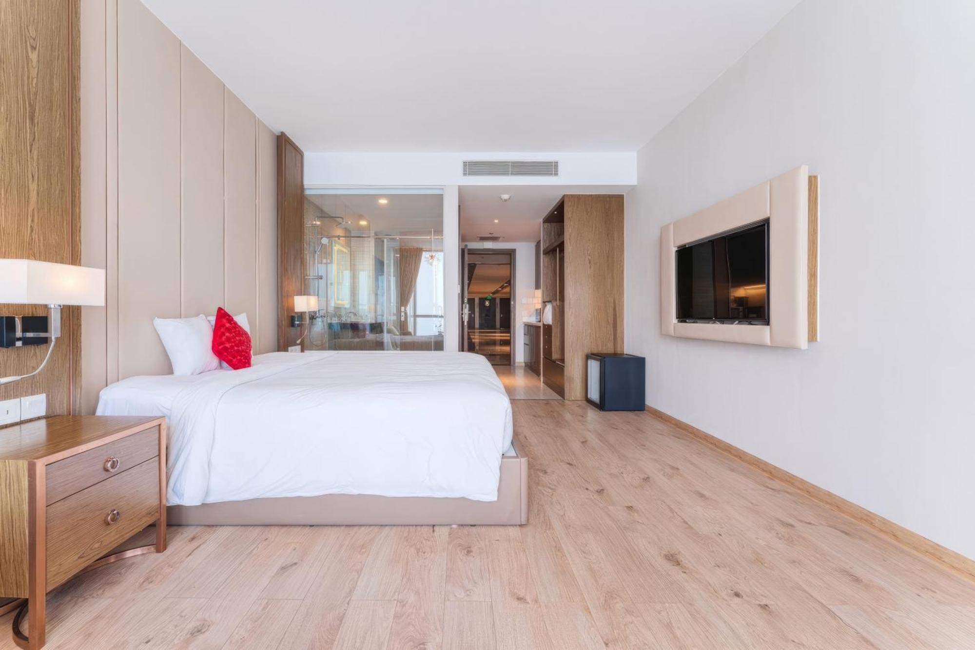 נה טראנג Jk.Boutique Oceanfront Panorama Residence מראה חיצוני תמונה